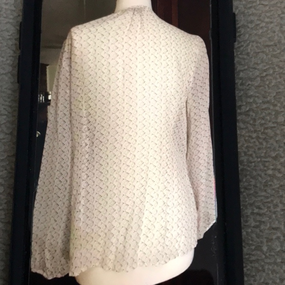 Blouse - Picture 2 of 5